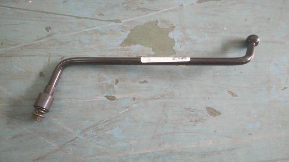 282200438 tige de miroir inférieure dédiée, 282200438