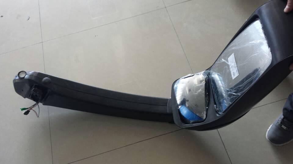 Right external rearview mirror assembly, KW339, rabbit ear-injection molding parts, electric rearview mirror, new Czech crown-1