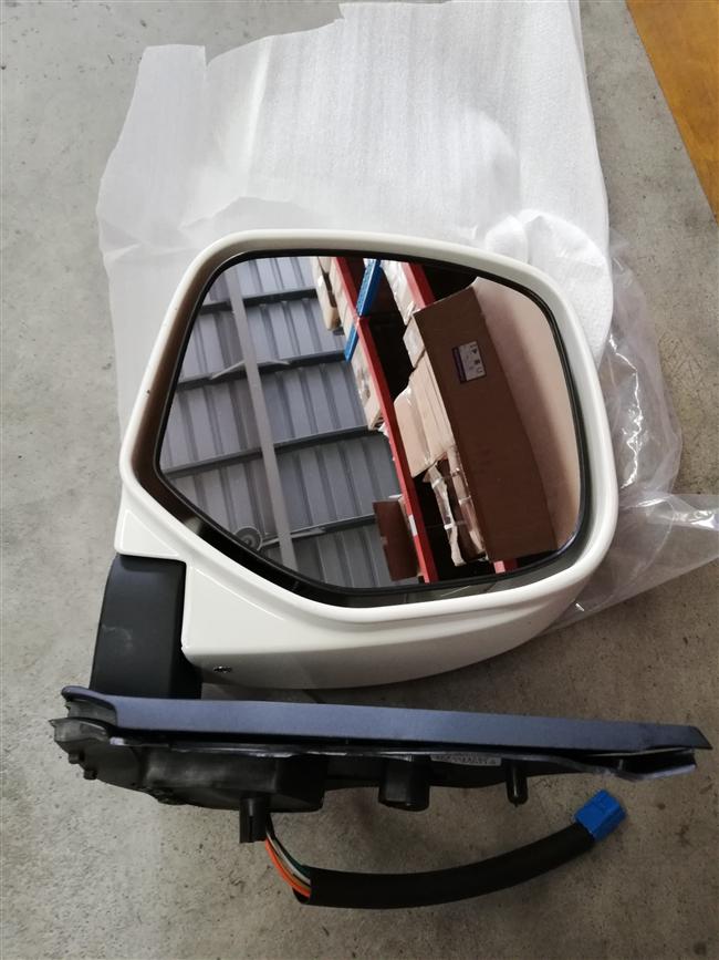 Exterior rearview mirror assembly, left side of left rudder, thick-faced golden dragon white, electric, upper light, KS2-1