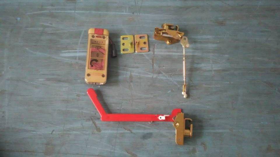 Замок двери безопасности в сборе (с левой стороны), 6900Y, Seagull