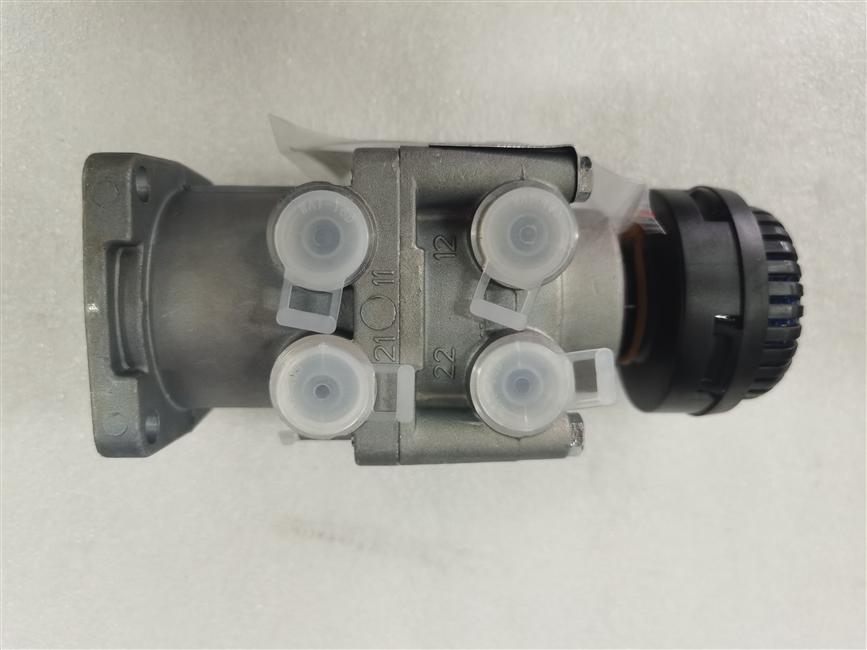 Air brake valve, same as 235400007-2