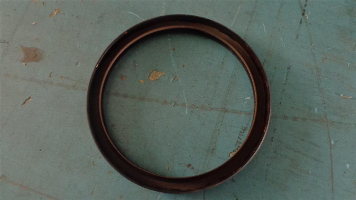 Crankshaft rear oil seal, EQB125-20-2