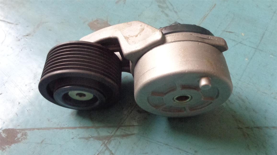 Belt tensioner, L360-20-1