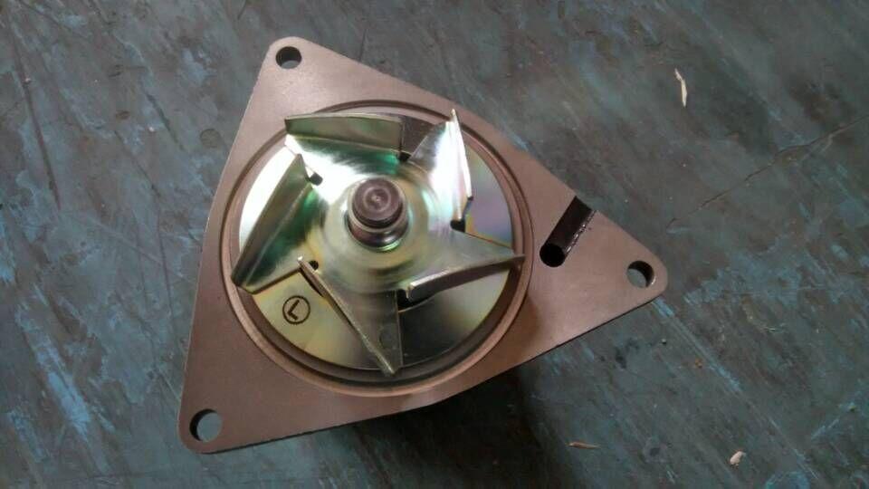 Engine water pump, C245 20