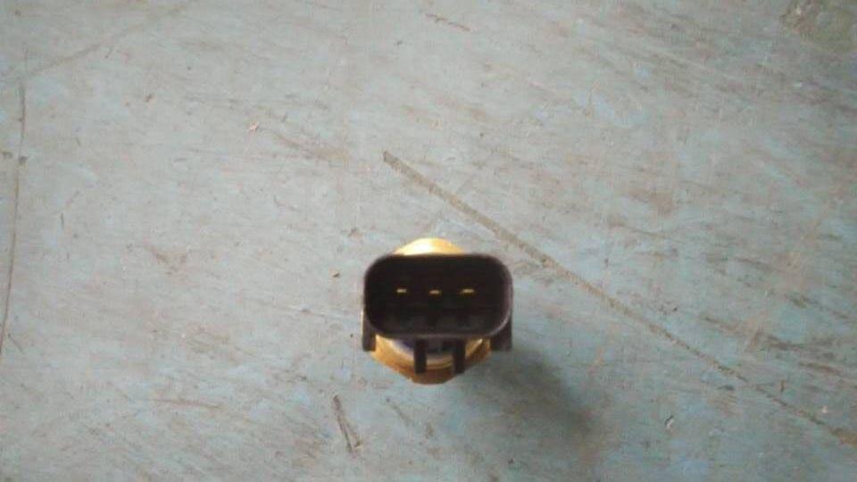 Oil pressure sensor, ISLe290 31, SO60716-1