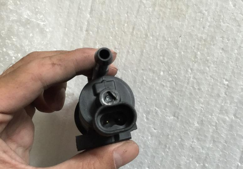 Carbon canister cleaning solenoid valve, M11DCF-2