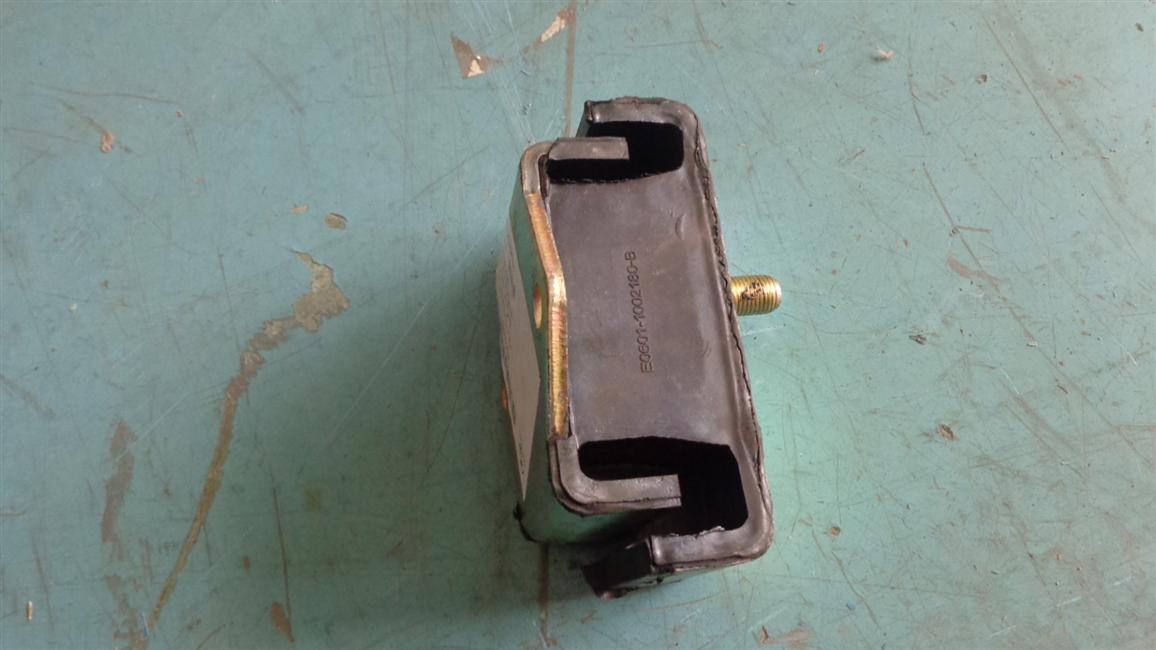 Suspension du moteur avant, 6QA1-1002180/05