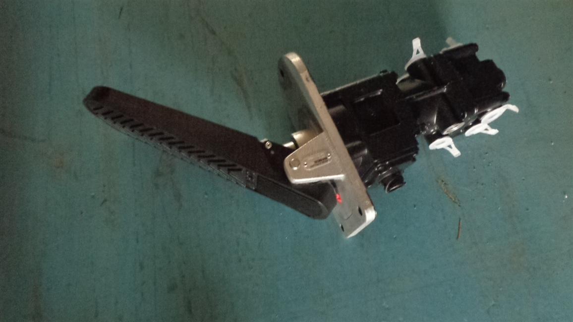 Brake master pump, WABCO, 461 318 612 0, floor-standing-3