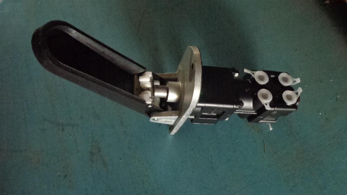 Brake master pump, WABCO, 461 318 612 0, floor-standing