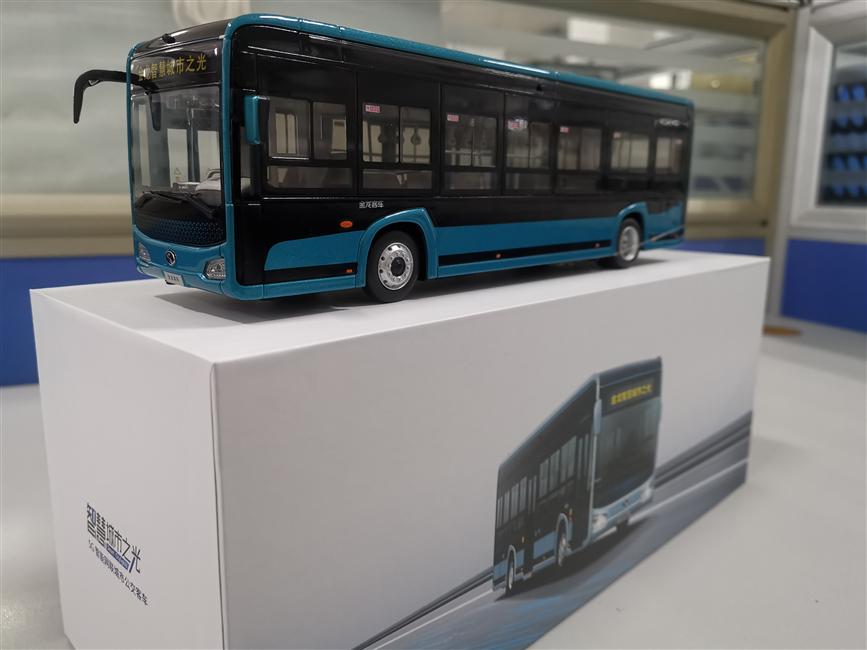 1:40 Модель легковых автомобилей пятого поколения " Smart City "