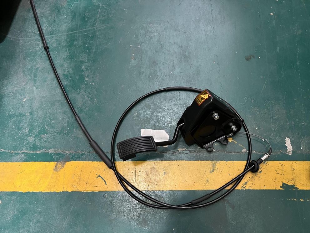 Pédale d'accélérateur, mécanique