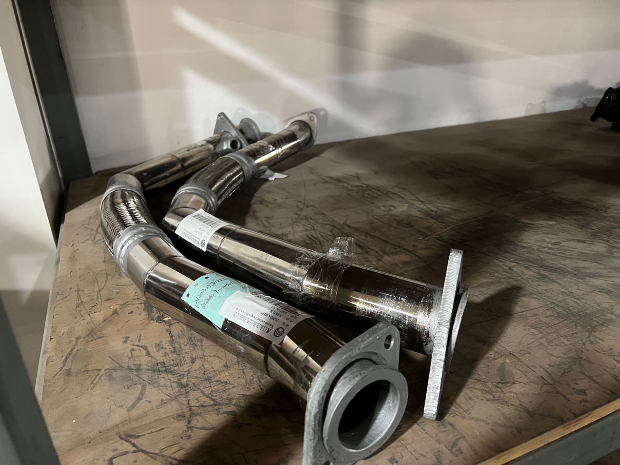 Left exhaust pipe one