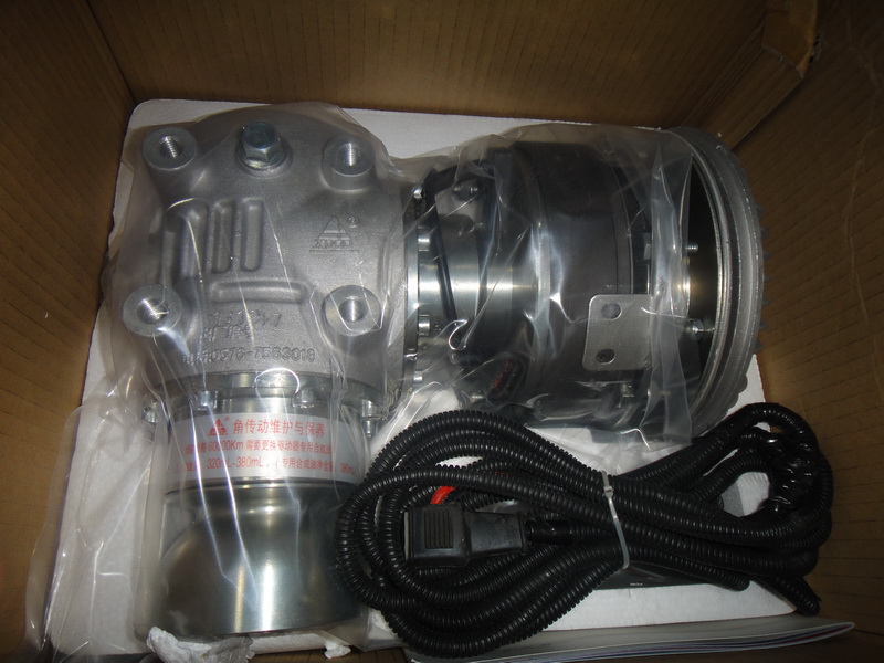 Angle transmission assembly