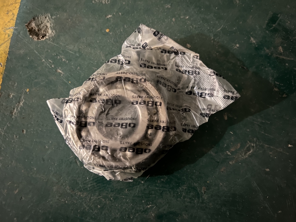 风扇过渡轮轴承