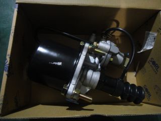 Clutch control booster