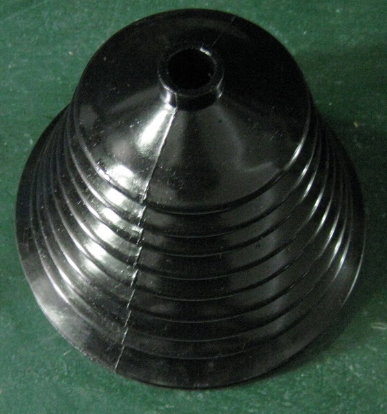 Dust cover-speed control mechanism, long handle and two soft shafts