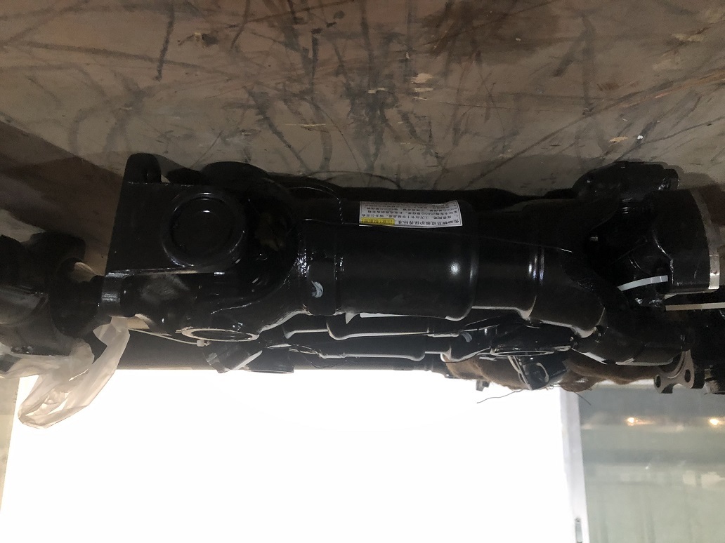 Rear axle drive shaft