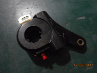 后制动自调臂总成