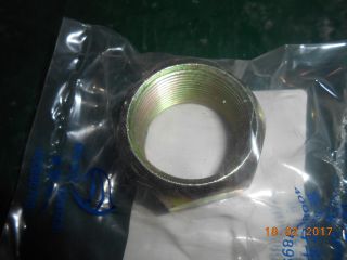 Rear wheel external nut (right)