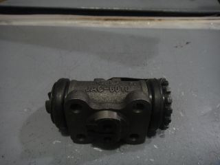 后后置制动分泵总成