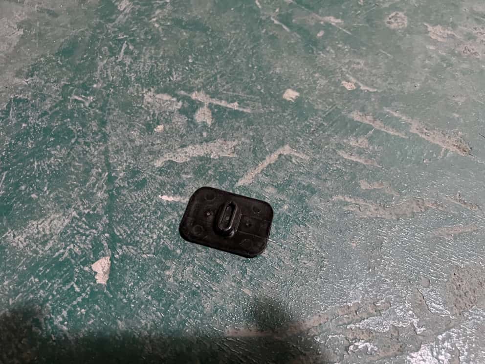 Puce absorbant le bruit