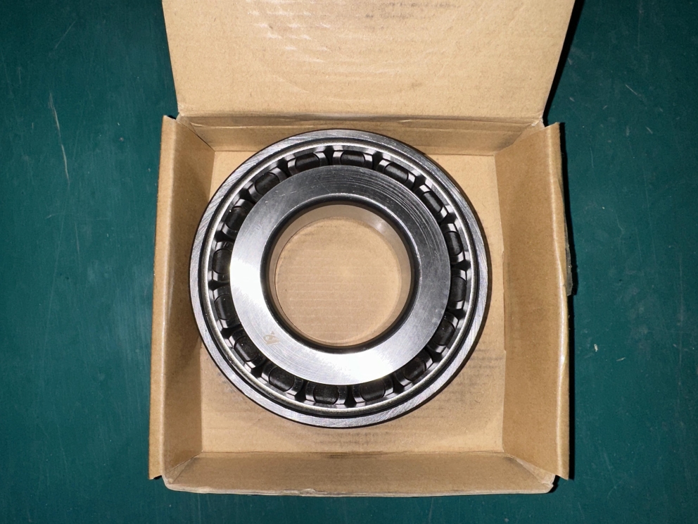 Front hub inner bearing