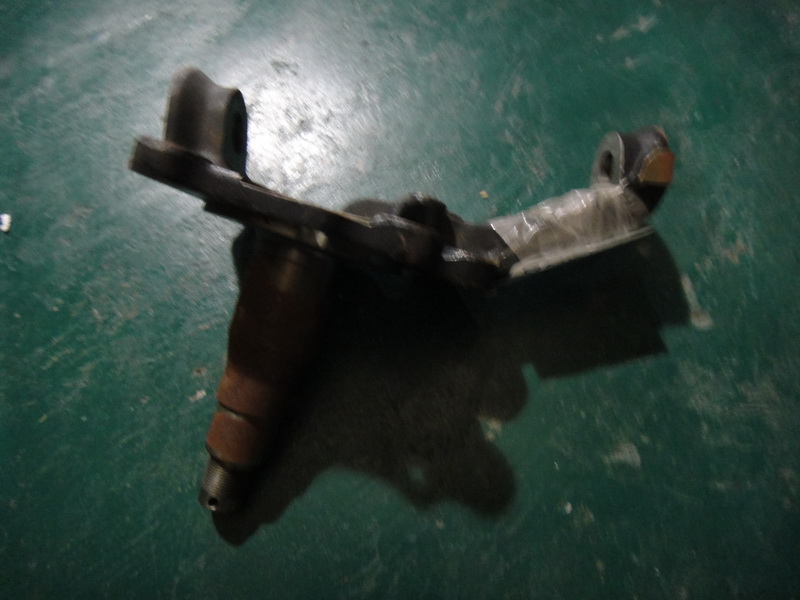 Рулевой сустав (слева)