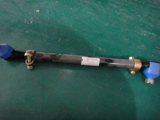 Front straight pull rod assembly