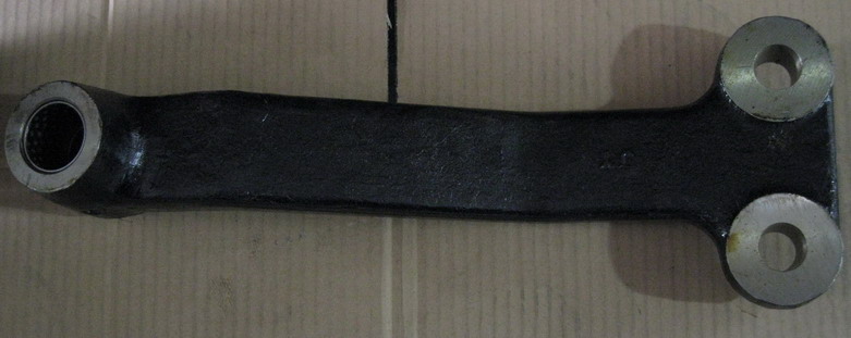 Steering drive accessories, middle rocker arm with bushing