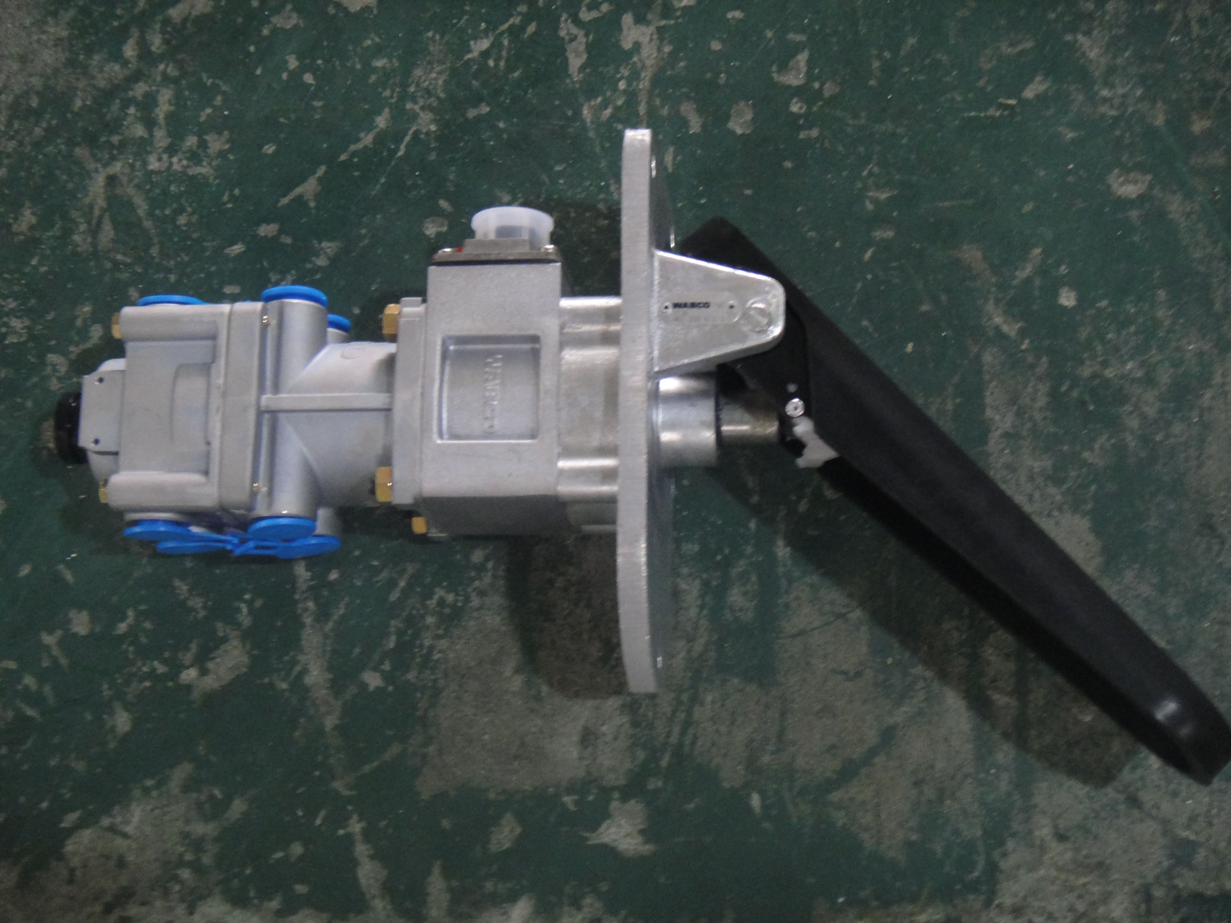 Brake valve