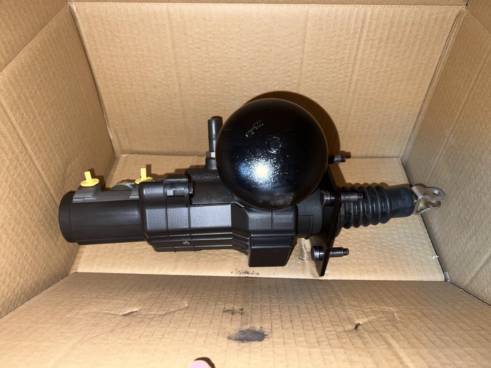 Electrically controlled main valve