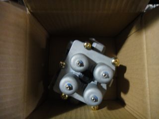 Vanne de protection à quatre boucles