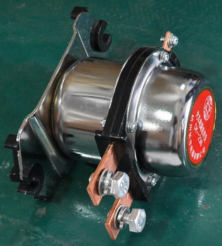 Main power switch 50A, relay control