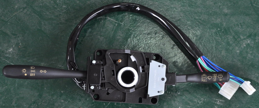 Комбинированный переключатель