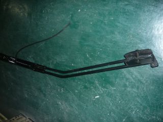 Wiper arm R