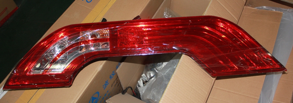 Rear combination light, left