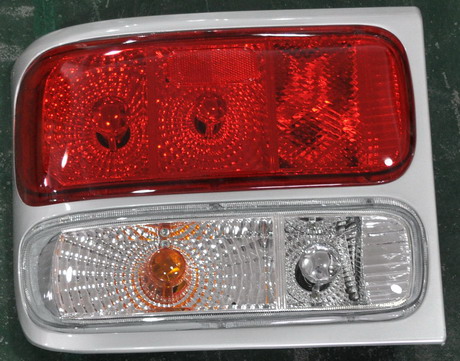 Rear combination light, right