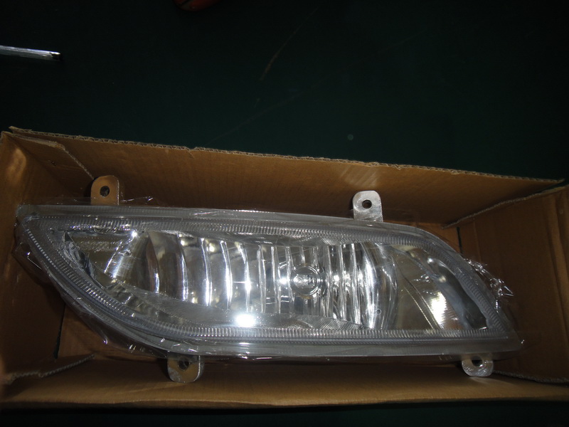 Front fog light, right