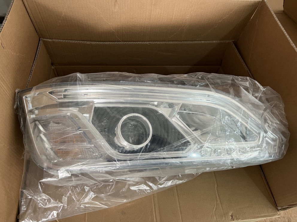 Лампы, правые.