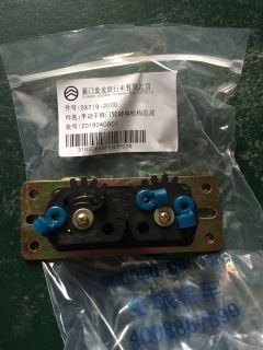 平移门锁转换机构