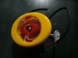 Emergency valve-passenger door