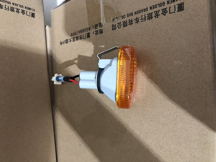 Сигнал поворота направо NLM1-41110002A