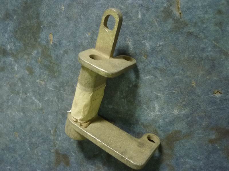 Tightening wheel bracket-1