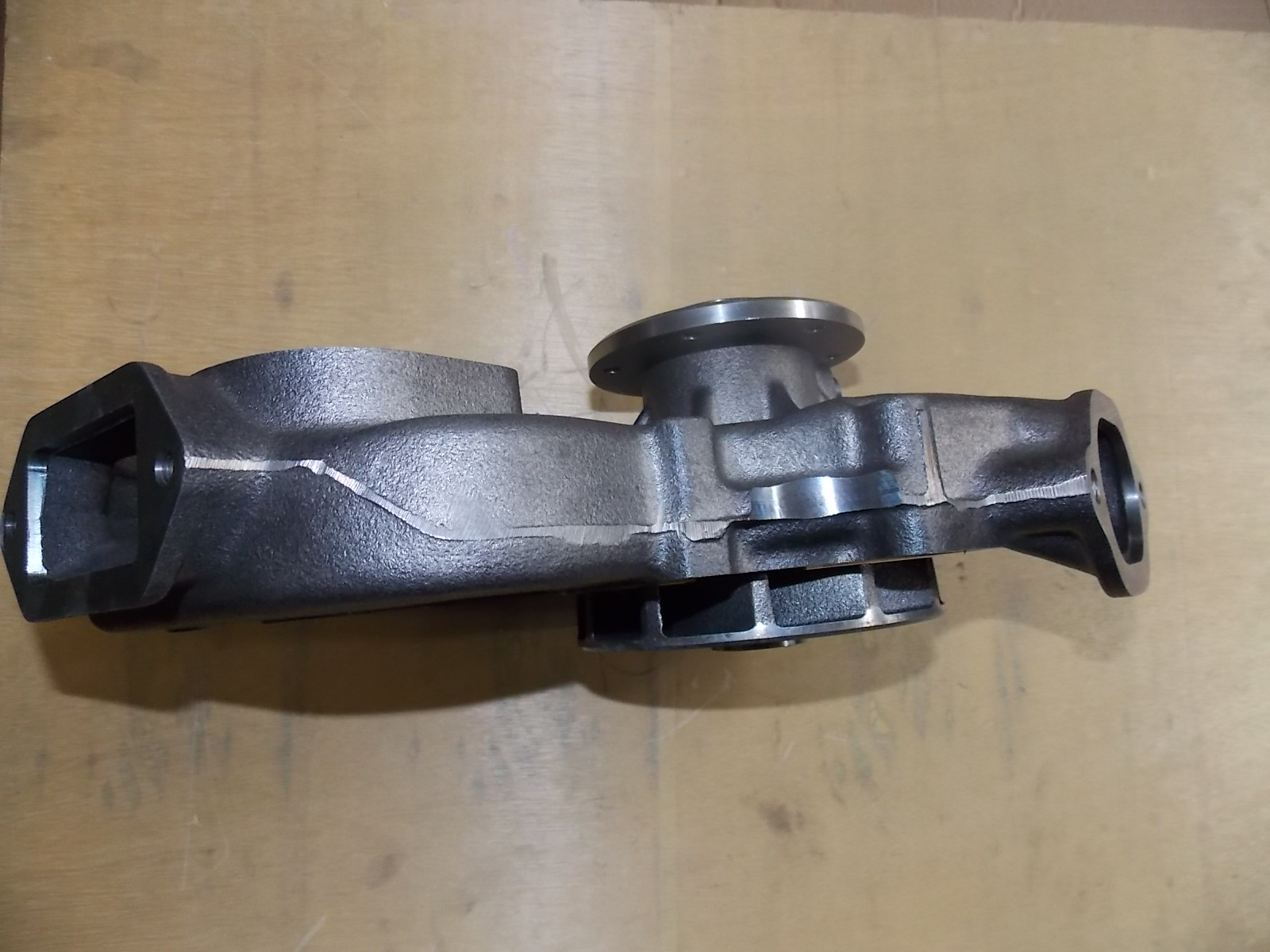 Водяной насос в сборе MAN; можно заменить на 1000-13259-2