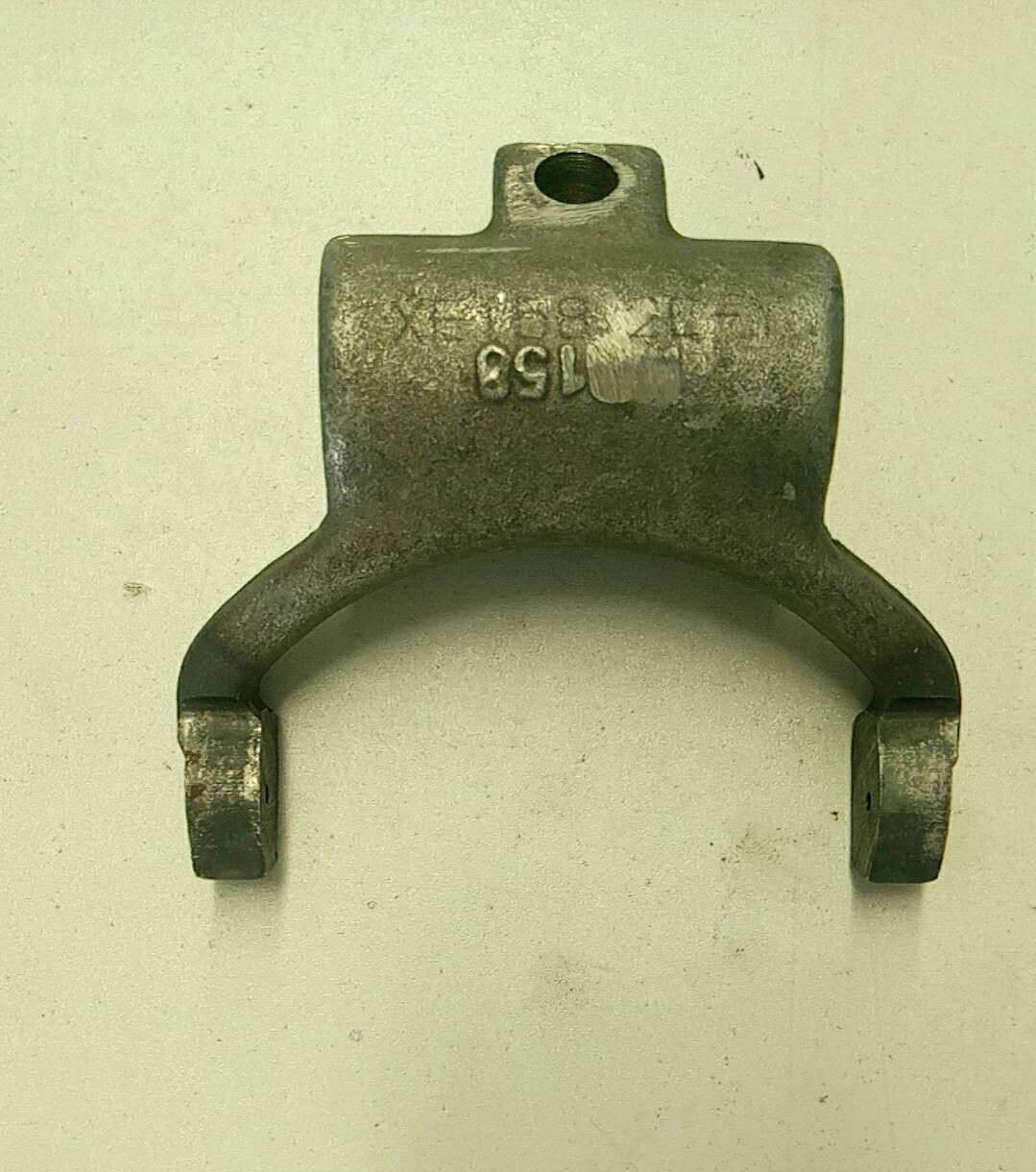 Вилка отключения сцепления-2