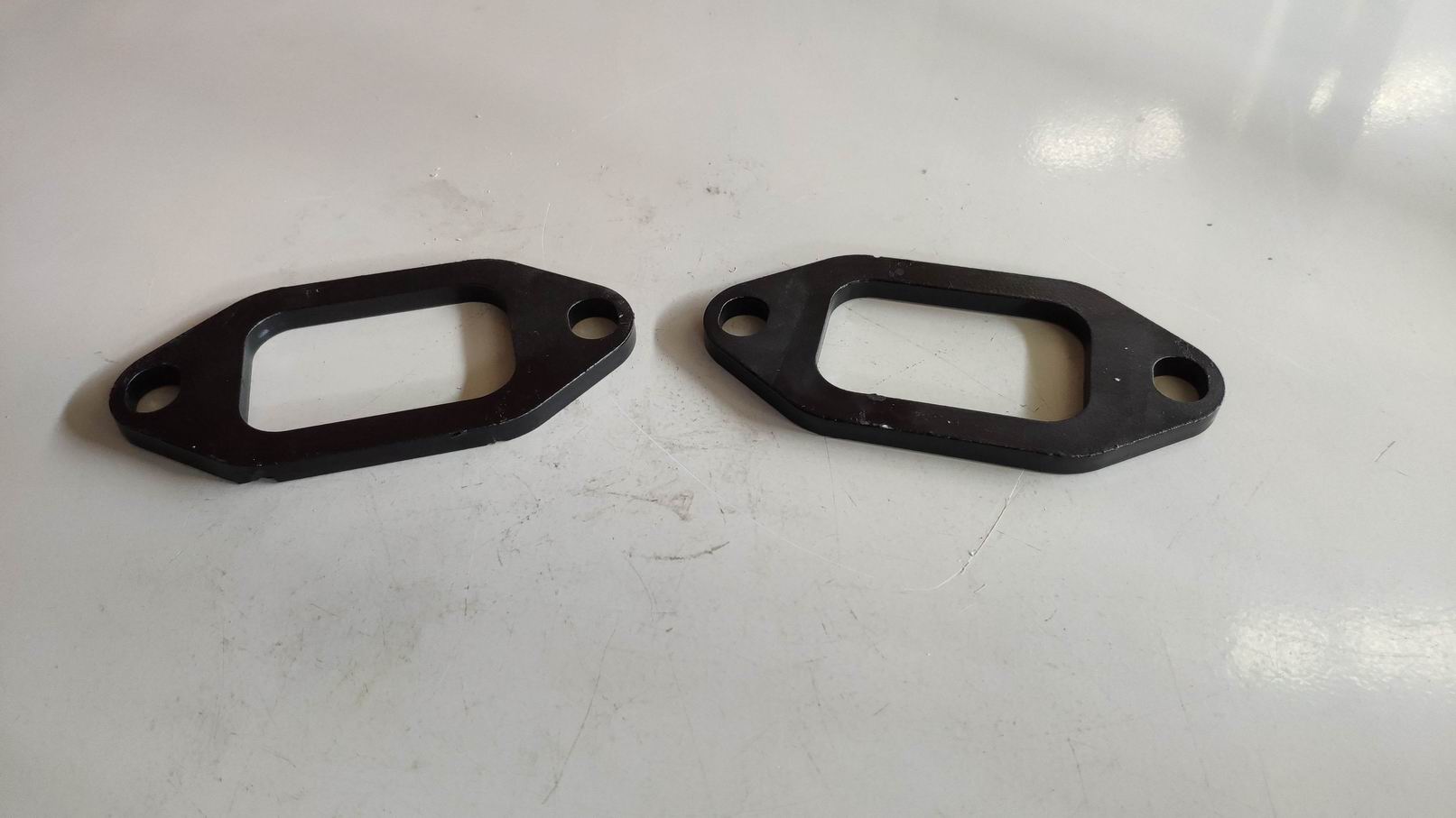 Engine suspension pad (with SM100)