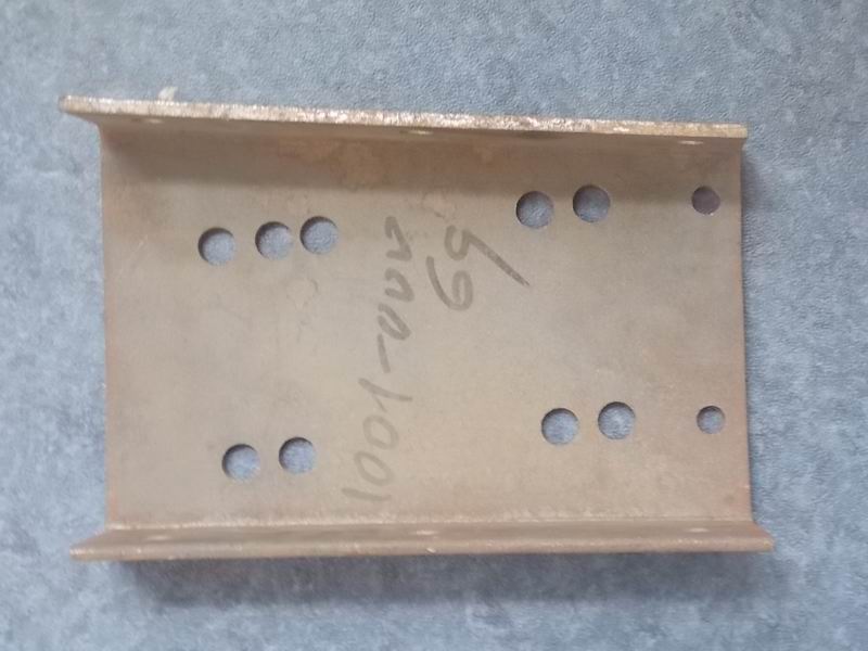 Соединительная пластина левой продольной балки ( 20 процессы); без Ци