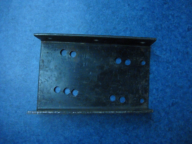 Right longitudinal beam connecting plate (20 processes); without Qi-1