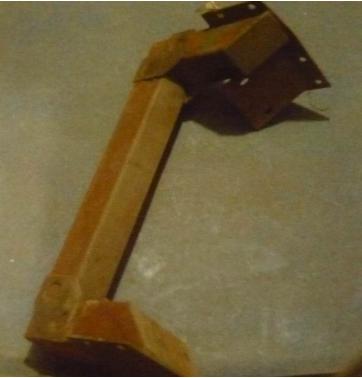 D Engine front suspension beam assembly (20); without Qi