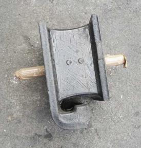 Front engine support pad-1